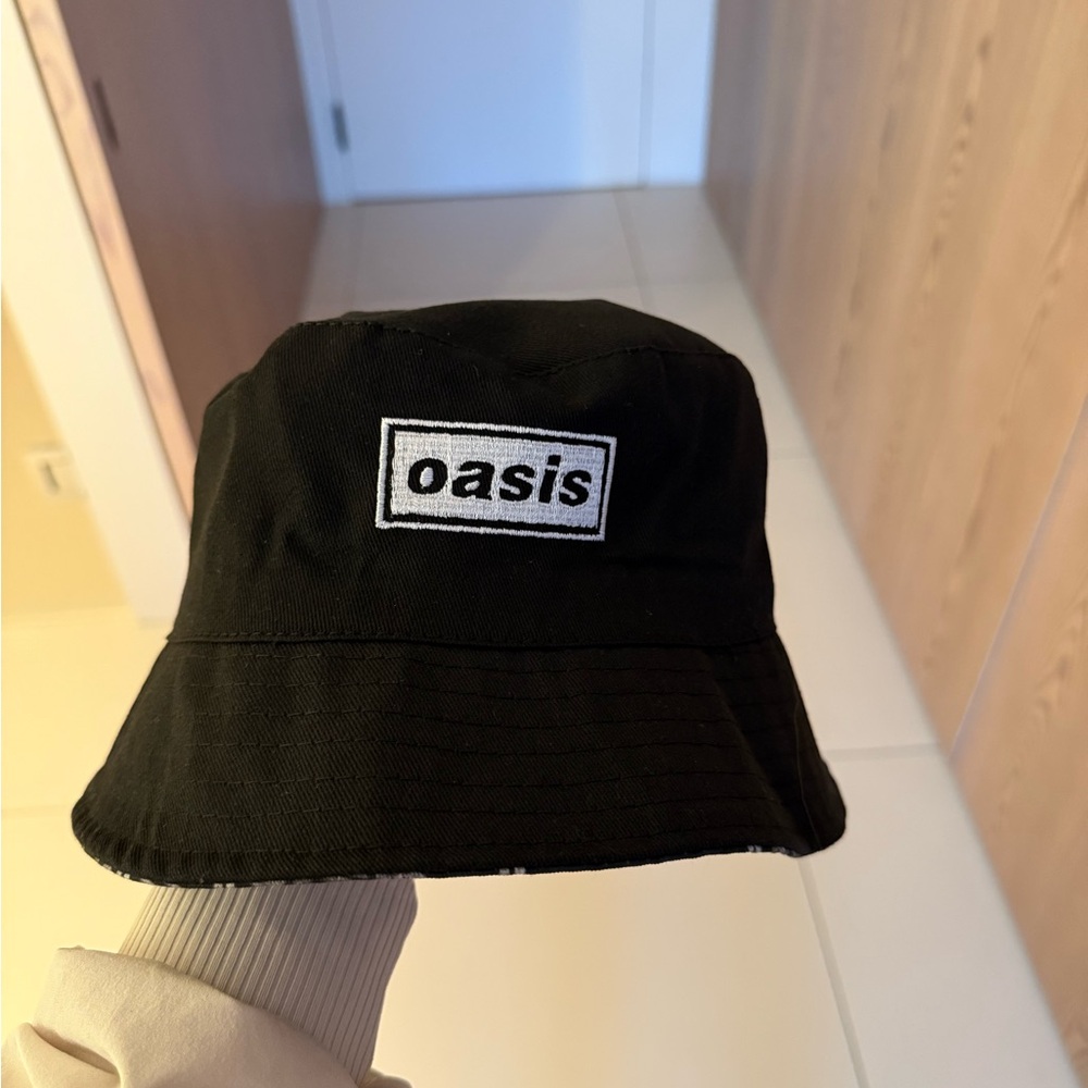 Oasis Classic Black Logo Bucket Hat